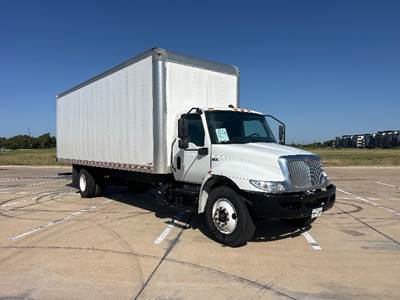 International MV607 Box Truck - 220HP, 6 Speed Automatic, Roll up Door