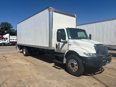 International MV607 Box Truck - 220HP, 6 Speed Automatic, Roll up Door
