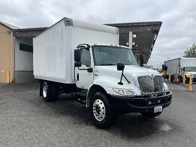 International MV607 Box Truck - 220HP, 6 Speed Automatic, Roll up Door