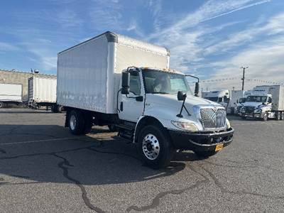 International MV607 Box Truck - 220HP, 6 Speed Automatic, Roll up Door