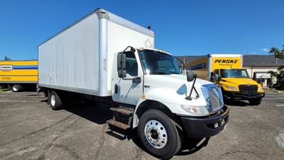 International MV607 Box Truck - 220HP, 6 Speed Automatic, Roll up Door