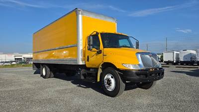 International MV607 Box Truck - 220HP, 6 Speed Automatic, Roll up Door