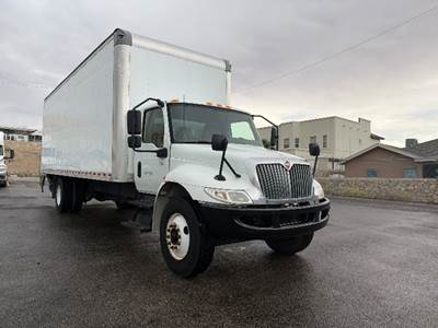 International MV607 Box Truck - 220HP, 6 Speed Automatic, Roll up Door