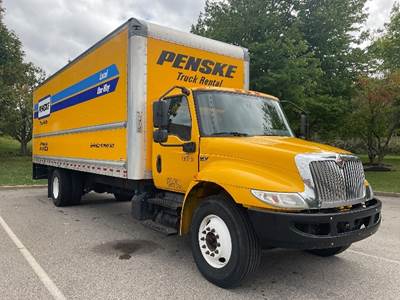 International MV607 Box Truck - 220HP, 6 Speed Automatic, Roll up Door