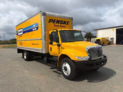 International MV607 Box Truck - 220HP, 6 Speed Automatic, Roll up Door