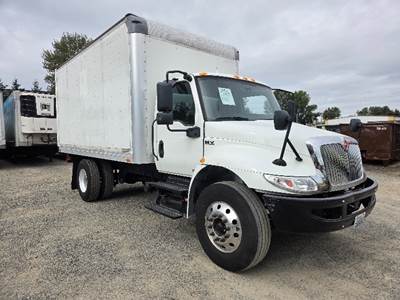 International MV607 Box Truck - 220HP, 6 Speed Automatic, Roll up Door