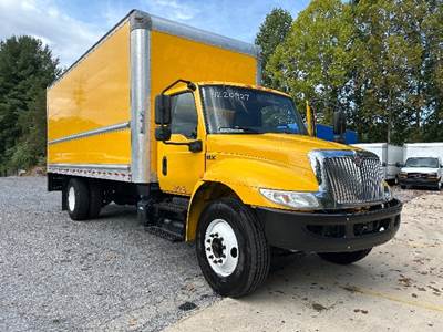 International MV607 Box Truck - 220HP, 6 Speed Automatic, Roll up Door