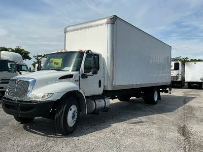 International MV607 Box Truck - 220HP, 6 Speed Automatic, Roll up Door