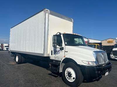 International MV607 Box Truck - 220HP, 6 Speed Automatic, Roll up Door