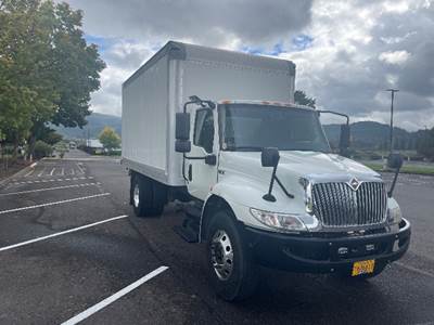 International MV607 Box Truck - 220HP, 6 Speed Automatic, Roll up Door