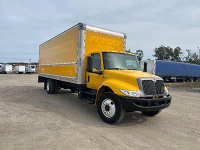 International MV607 Box Truck - 220HP, 6 Speed Automatic, Roll up Door