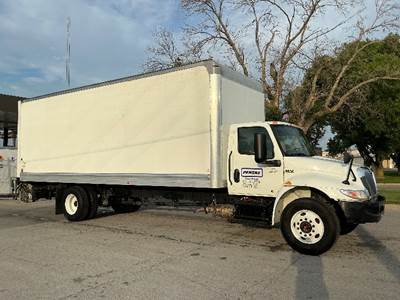International MV607 Box Truck - 220HP, 6 Speed Automatic, Roll up Door