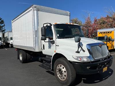 International MV607 Box Truck - 220HP, 6 Speed Automatic, Roll up Door