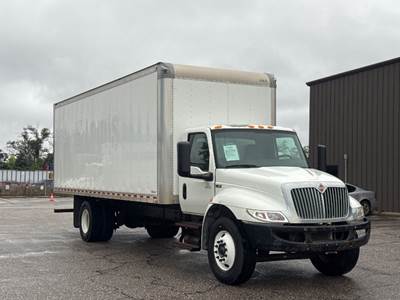 International MV607 Box Truck - 240HP, 6 Speed Automatic, Roll up Door