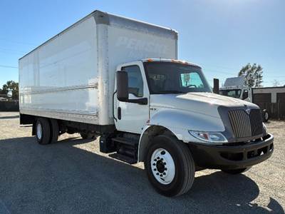 International MV607 Box Truck - 220HP, 6 Speed Automatic, Roll up Door