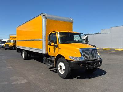 International MV607 Box Truck - 220HP, 6 Speed Automatic, Roll up Door