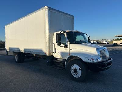 International MV607 Box Truck - 220HP, 6 Speed Automatic, Swing Door