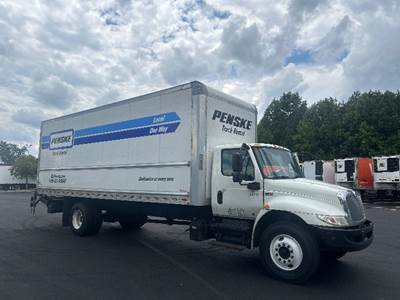 International MV607 Box Truck - 220HP, 6 Speed Automatic, Roll up Door