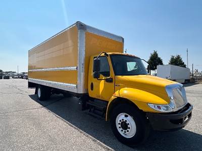 International MV607 Box Truck - 220HP, 6 Speed Automatic, Roll up Door