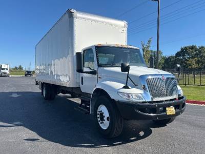 International MV607 Box Truck - 220HP, 6 Speed Automatic, Roll up Door