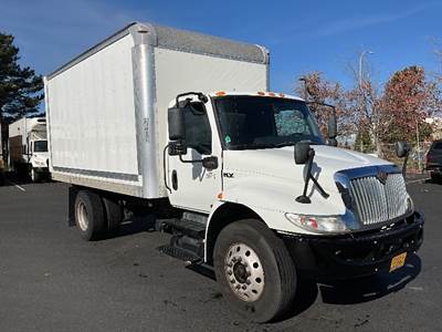 International MV607 Box Truck - 220HP, 6 Speed Automatic, Roll up Door