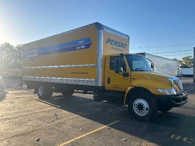 International MV607 26 ft Box Truck - 220HP, 7 Speed Automatic, Roll up Door