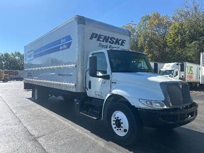 International MV607 Box Truck - 220HP, 6 Speed Automatic, Roll up Door
