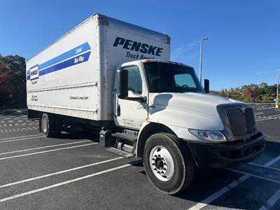 International MV607 Box Truck - 220HP, 6 Speed Automatic, Roll up Door