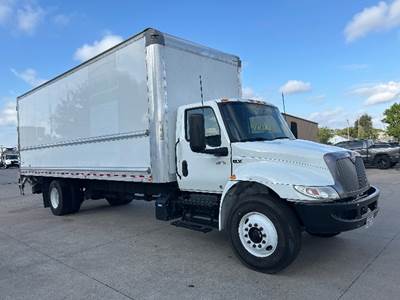 International MV607 Box Truck - 220HP, 6 Speed Automatic, Swing Door