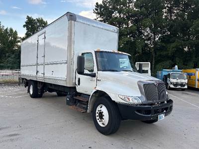 International MV607 Box Truck - 220HP, 6 Speed Automatic, Roll up Door