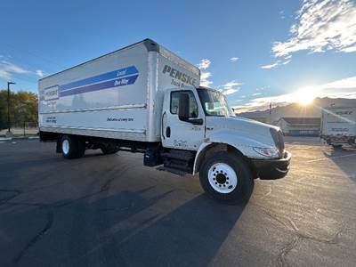 International MV607 Box Truck - 220HP, 6 Speed Automatic, Roll up Door