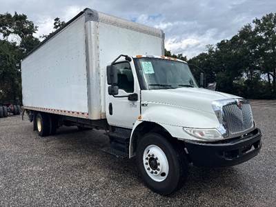 International MV607 Box Truck - 220HP, 6 Speed Automatic, Roll up Door