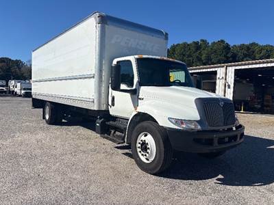 International MV607 Box Truck - 220HP, 6 Speed Automatic, Roll up Door