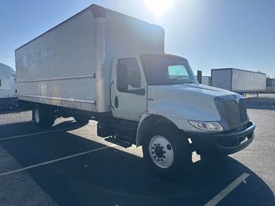 International MV607 Box Truck - 220HP, 6 Speed Automatic, Roll up Door