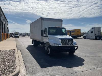 International MV607LP Box Truck - 220HP, 6 Speed Automatic, Roll up Door