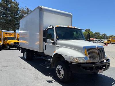 International MV607LP Box Truck - 220HP, 6 Speed Automatic, Roll up Door