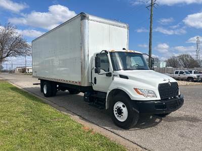 International MV607N Box Truck - 220HP, 6 Speed Automatic, Swing Door