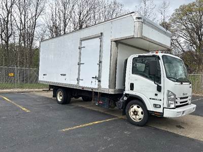 Isuzu NRR Box Truck - 215HP, 6 Speed Automatic, Swing Door