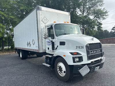 Mack MD6 Box Truck - 260HP, 10 Speed Automatic, Roll up Door