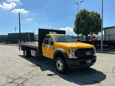 Ford F-450 16 ft Flatbed Truck - 288HP, 6 Speed Automatic