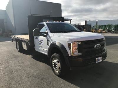 Ford F-450 Flatbed Truck - 288HP, 6 Speed Automatic