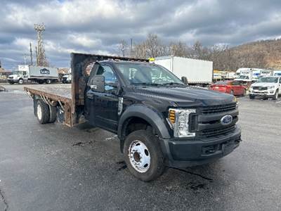 Ford F-550 Flatbed Truck - 310HP, 6 Speed Automatic