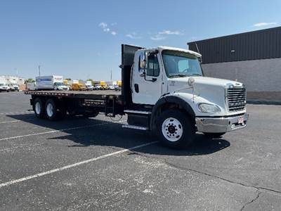 Freightliner M2 112 Tandem Axle 26 ft Flatbed Truck - 350HP, 10 Speed Manual