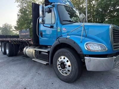Freightliner M2 112 Tandem Axle Flatbed Truck - 410HP, 10 Speed Manual