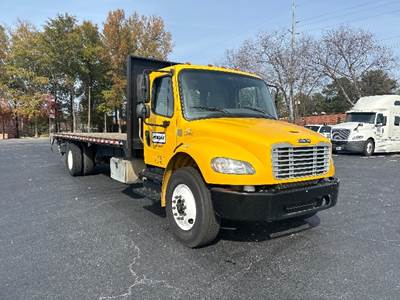 Freightliner M2 26 ft Flatbed Truck - 220HP, 7 Speed Automatic
