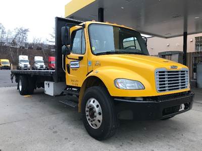 Freightliner M2 26 ft Flatbed Truck - 220HP, 7 Speed Automatic