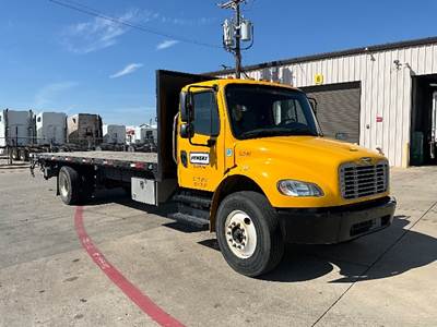 Freightliner M2 26 ft Flatbed Truck - 220HP, 6 Speed Automatic