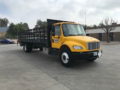 Freightliner M2 26 ft Flatbed Truck - 220HP, 7 Speed Automatic
