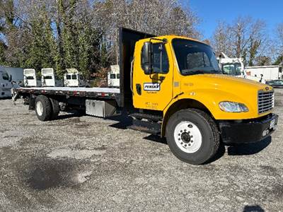 Freightliner M2 26 ft Flatbed Truck - 220HP, 7 Speed Automatic