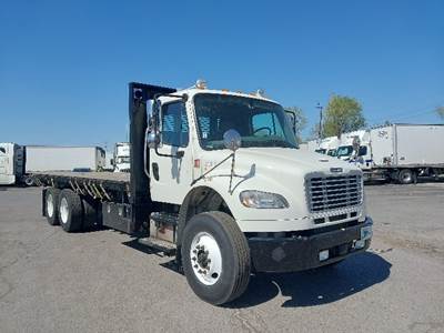 Freightliner M2 Tandem Axle 24 ft Flatbed Truck - 260HP, 6 Speed Automatic
